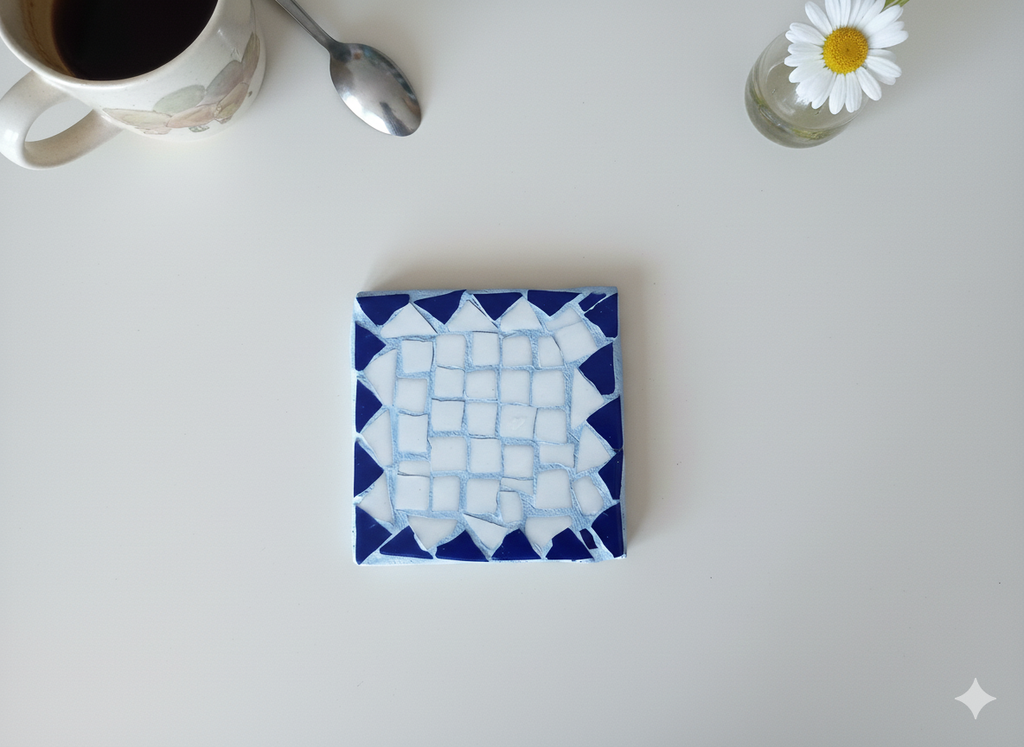 Glass Mosaic Coaster - Blue & White Pattern